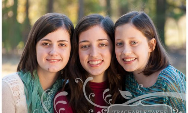 Sisters :: Teens & Tweens Photography :: Harris County GA